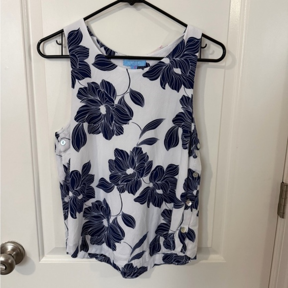 Draper James RSVP Floral Side-Button Sleeveless Top - Small